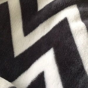 Meet your Posher, Norma